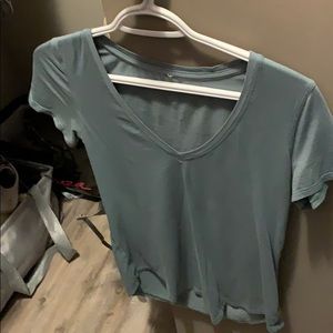 Size 4 lulu t shirt